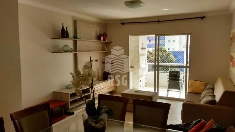Foto 1 de Apartamento com 3 Quartos para alugar, 110m² em Pioneiros, Balneário Camboriú