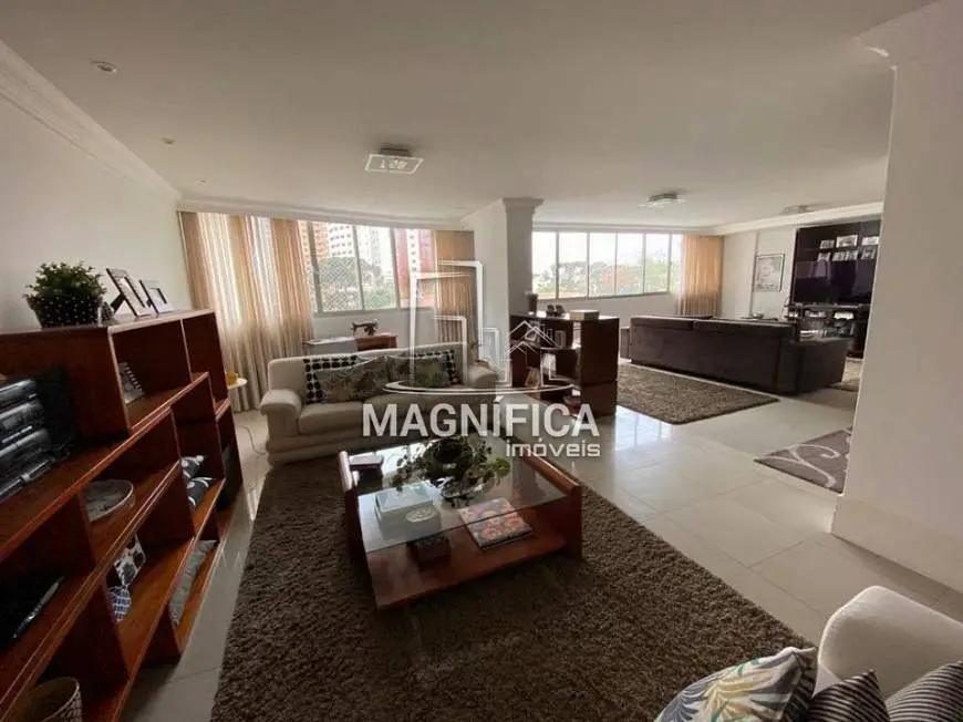 Foto 1 de Apartamento com 4 Quartos à venda, 260m² em Água Verde, Curitiba