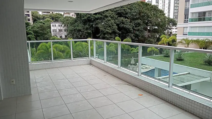 Foto 2 de Apartamento com 4 Quartos à venda, 135m² em Canela, Salvador
