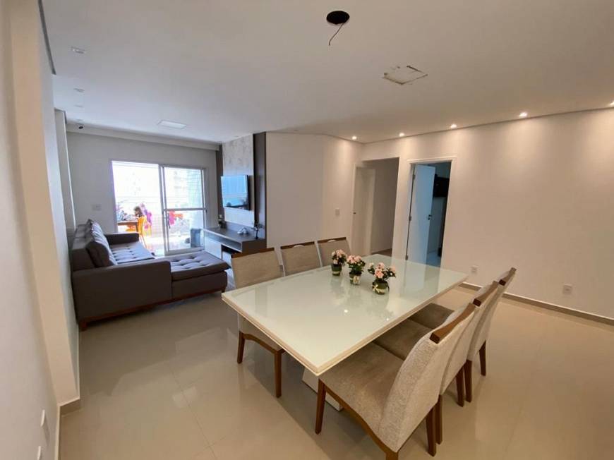 Foto 3 de Apartamento com 4 Quartos à venda, 146m² em Vila Guilhermina, Praia Grande