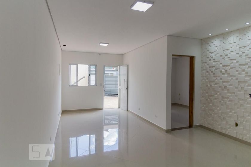 Foto 2 de Casa com 2 Quartos para alugar, 150m² em Parque Olímpico, Mogi das Cruzes