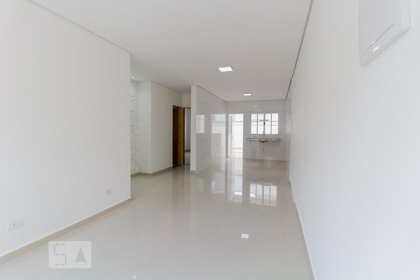 Foto 4 de Casa com 2 Quartos para alugar, 150m² em Parque Olímpico, Mogi das Cruzes