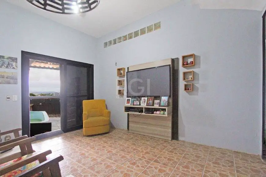 Foto 5 de Casa com 2 Quartos à venda, 150m² em Santa Tereza, Porto Alegre