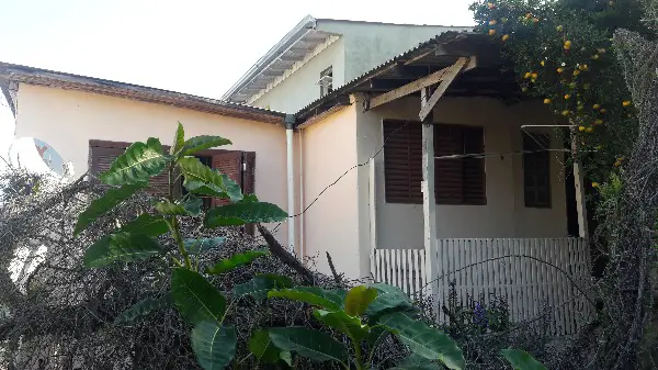 Foto 2 de Casa com 2 Quartos à venda, 230m² em Santa Tereza, Porto Alegre