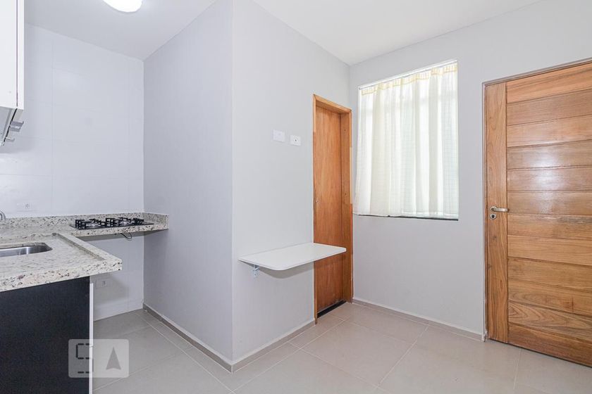 Foto 1 de Casa com 2 Quartos para alugar, 38m² em Vila Guilherme, São Paulo
