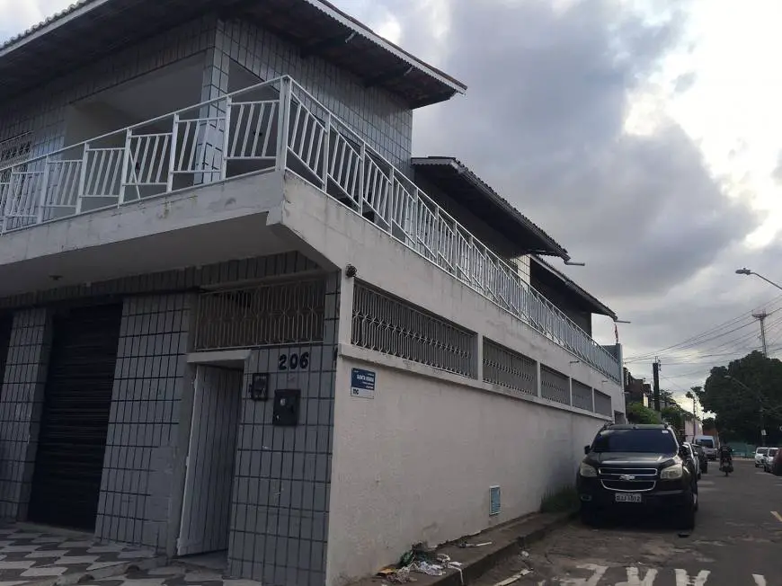 Foto 1 de Casa com 3 Quartos para alugar, 264m² em Antônio Bezerra, Fortaleza