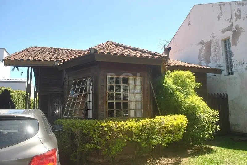 Foto 1 de Casa com 3 Quartos para alugar, 250m² em Serraria, Porto Alegre
