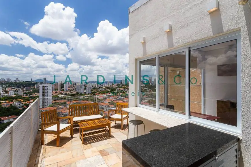 Foto 1 de Cobertura com 2 Quartos para alugar, 126m² em Vila Madalena, São Paulo