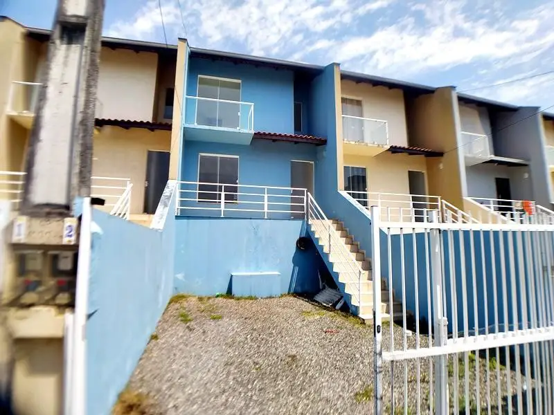 Foto 1 de Sobrado com 2 Quartos para alugar, 70m² em Floresta, Joinville