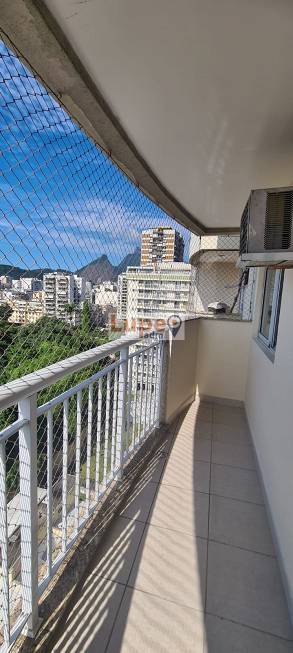 Foto 1 de Apartamento com 2 Quartos para alugar, 84m² em Catete, Rio de Janeiro