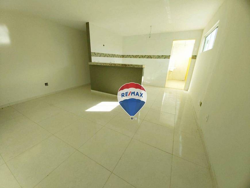Foto 4 de Apartamento com 2 Quartos para alugar, 68m² em Fluminense, São Pedro da Aldeia