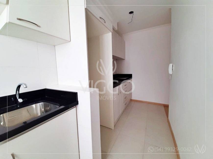 Foto 2 de Apartamento com 2 Quartos à venda, 66m² em Nossa Senhora da Saúde, Caxias do Sul