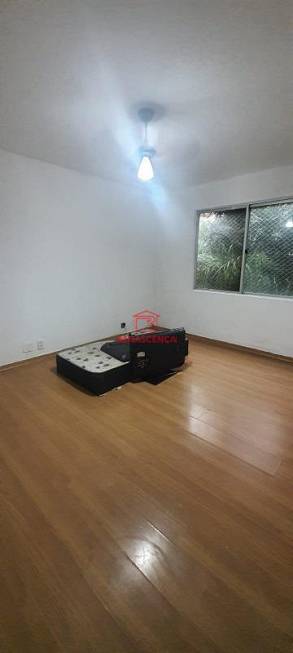 Foto 2 de Apartamento com 2 Quartos para alugar, 50m² em Taquara, Rio de Janeiro