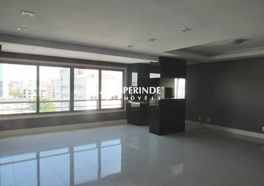 Foto 1 de Apartamento com 3 Quartos para alugar, 130m² em Mont' Serrat, Porto Alegre