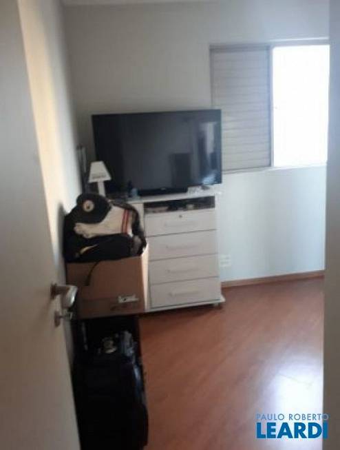 Foto 2 de Apartamento com 3 Quartos à venda, 60m² em Santo Amaro, São Paulo