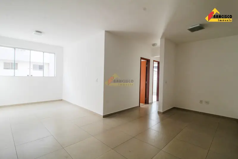 Foto 2 de Apartamento com 3 Quartos para alugar, 60m² em Sidil, Divinópolis
