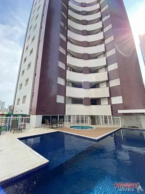 Foto 1 de Apartamento com 3 Quartos para alugar, 77m² em Zona 01, Maringá