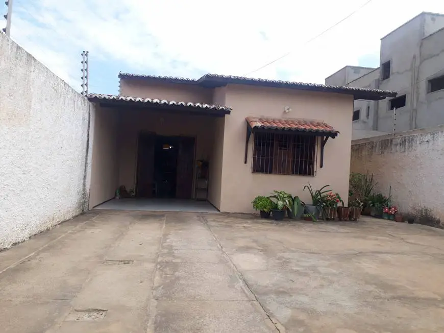 Foto 1 de Casa com 3 Quartos à venda, 90m² em Pedregal, Aracati