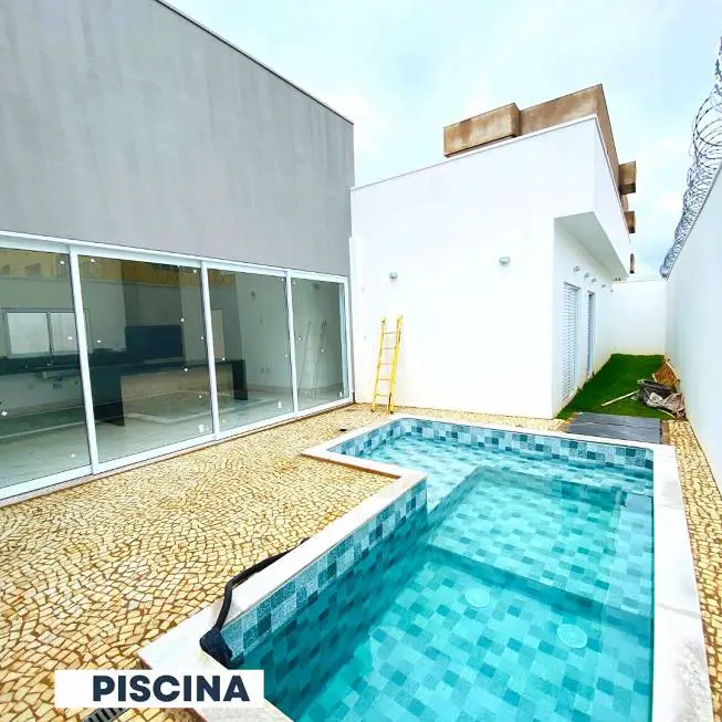 Foto 1 de Casa com 3 Quartos à venda, 217m² em Santa Mônica, Uberlândia