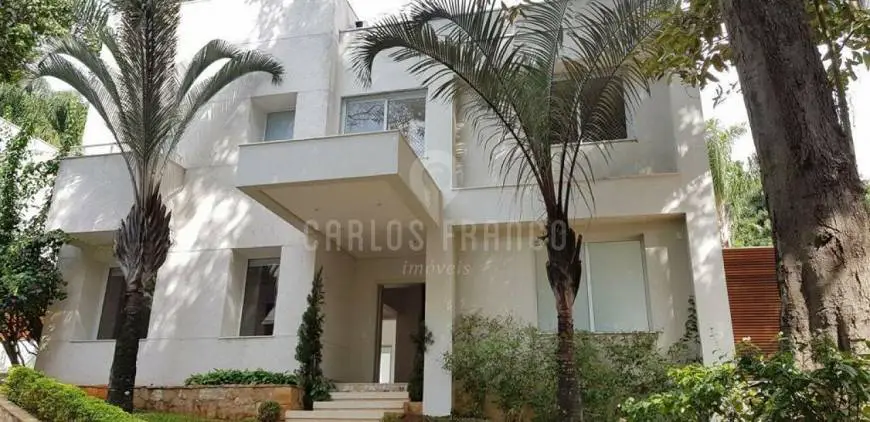 Foto 1 de Casa com 4 Quartos para venda ou aluguel, 640m² em Jardim Petrópolis, São Paulo