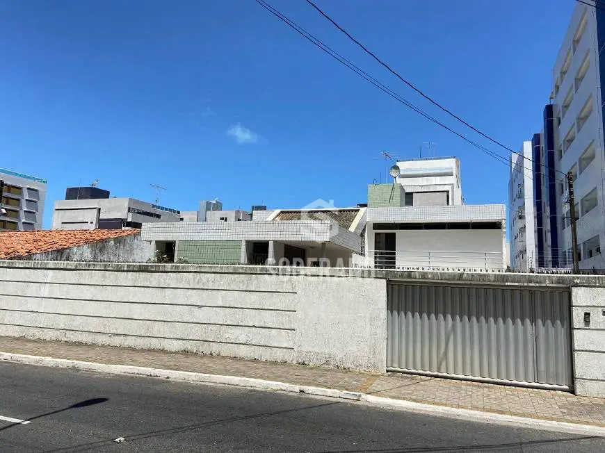 Foto 1 de Casa com 5 Quartos à venda, 300m² em Cabo Branco, João Pessoa