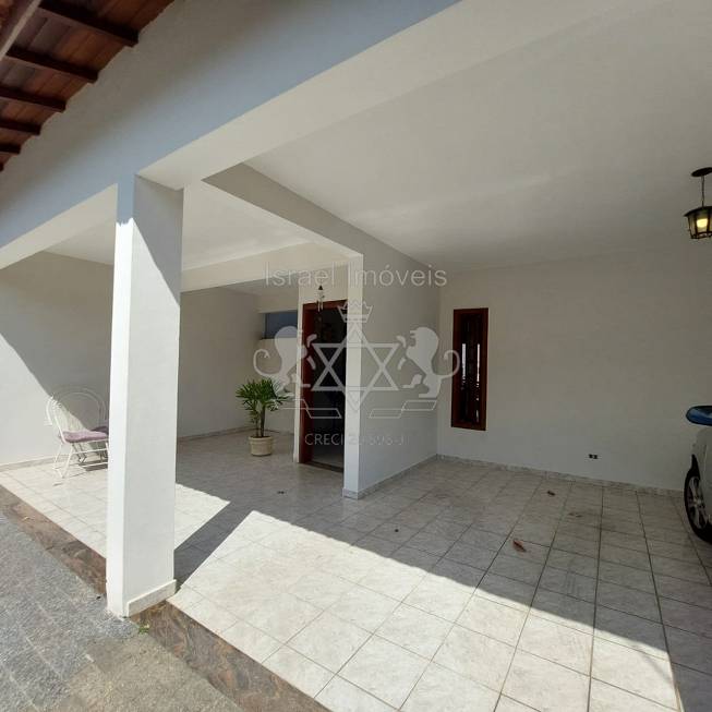 Foto 2 de Sobrado com 3 Quartos para alugar, 232m² em Estrela Dalva, Caraguatatuba
