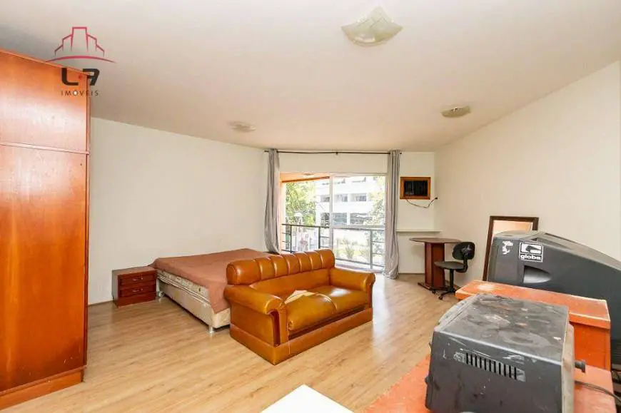 Foto 1 de Apartamento com 1 Quarto para alugar, 37m² em Centro Cívico, Curitiba