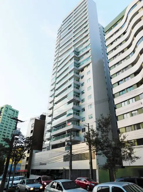 Foto 1 de Apartamento com 2 Quartos à venda, 79m² em Centro, Curitiba