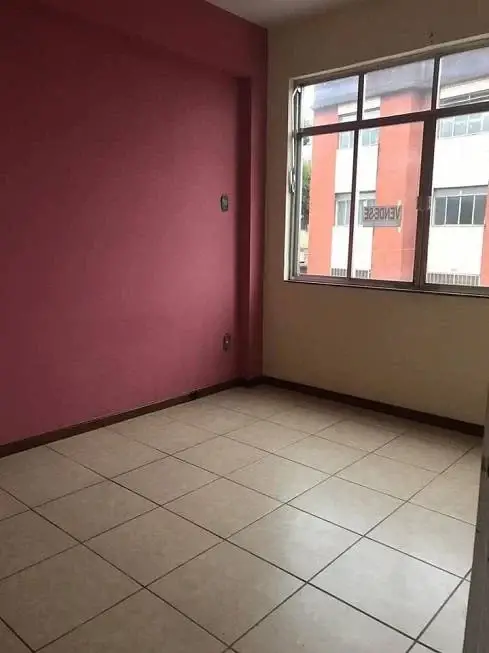 Foto 2 de Apartamento com 3 Quartos à venda, 85m² em Aterrado, Volta Redonda