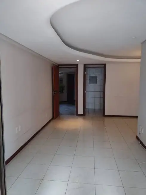 Foto 4 de Apartamento com 3 Quartos para alugar, 78m² em Meireles, Fortaleza