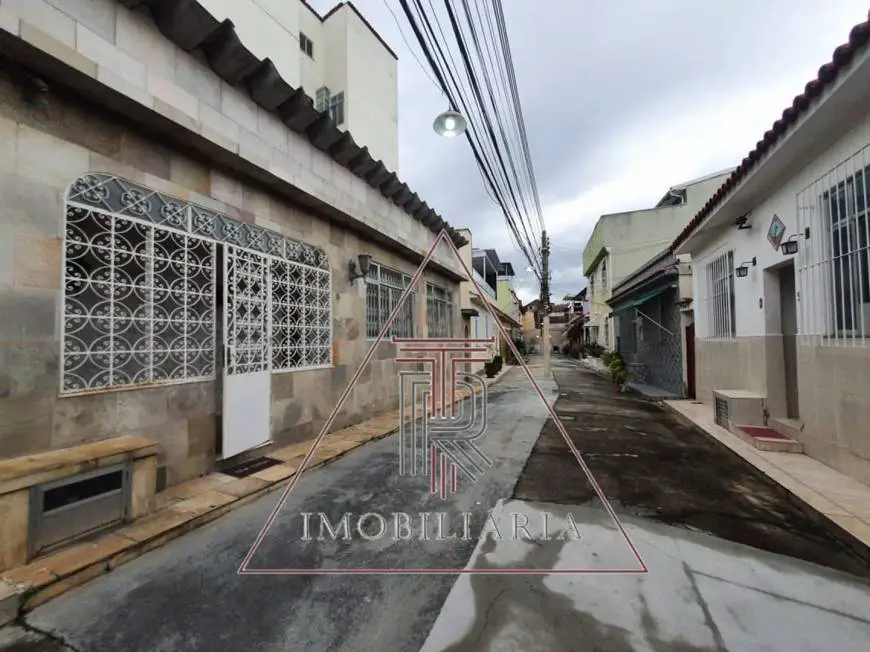 Foto 1 de Casa com 2 Quartos para alugar, 90m² em Olaria, Rio de Janeiro
