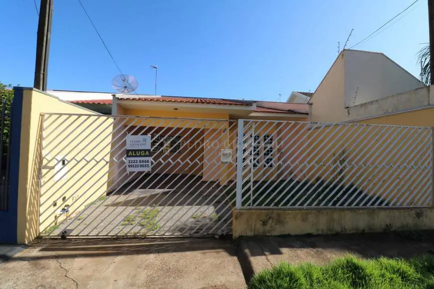 Foto 1 de Casa com 3 Quartos para alugar, 116m² em Jardim Vitória, Maringá