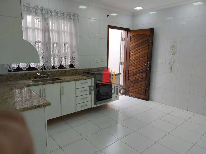 Foto 1 de Casa com 3 Quartos à venda, 136m² em Vila Valparaiso, Santo André