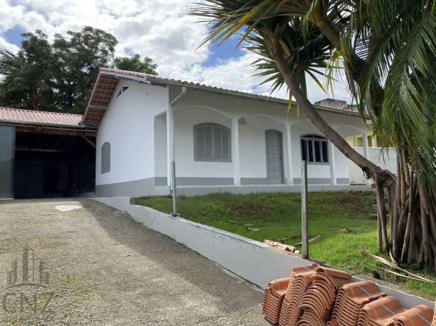 Foto 1 de Casa com 4 Quartos à venda, 491m² em Águas Claras, Brusque