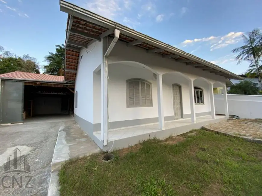 Foto 3 de Casa com 4 Quartos à venda, 491m² em Águas Claras, Brusque