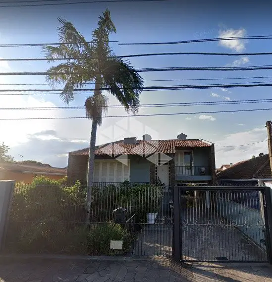 Foto 1 de Casa com 4 Quartos à venda, 280m² em São Sebastião, Porto Alegre