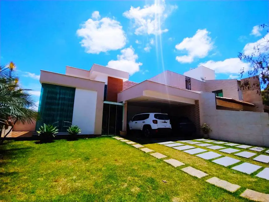 Foto 3 de Casa de Condomínio com 4 Quartos à venda, 300m² em São Lucas, Juiz de Fora