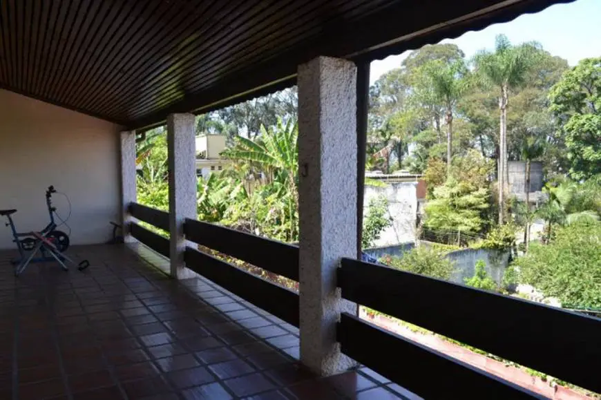 Foto 3 de Sobrado com 4 Quartos à venda, 446m² em Jardim Marajoara, São Paulo