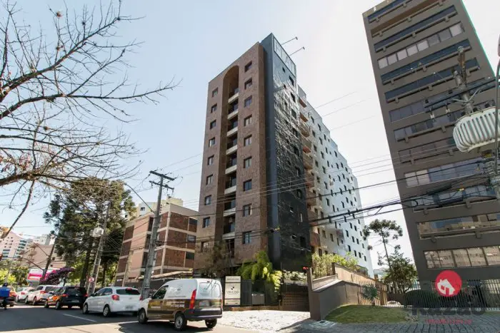 Foto 1 de Apartamento com 2 Quartos para alugar, 62m² em Batel, Curitiba