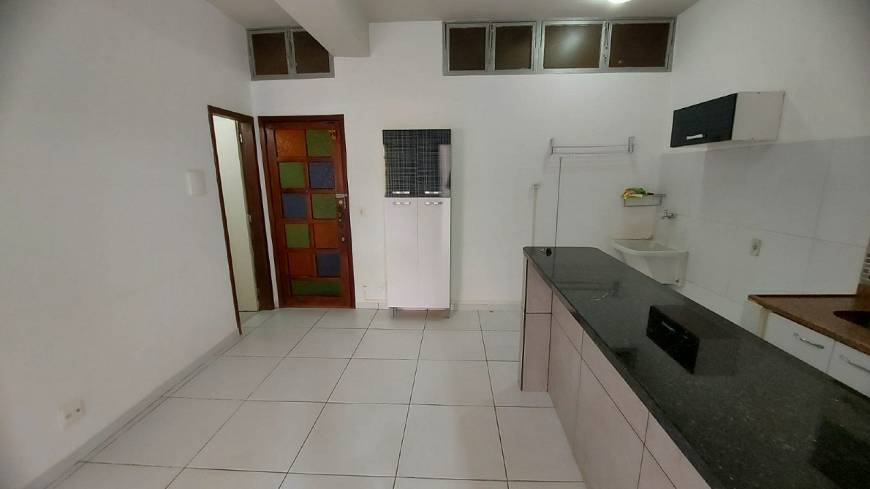 Foto 2 de Apartamento com 2 Quartos para alugar, 50m² em Centro, Belo Horizonte