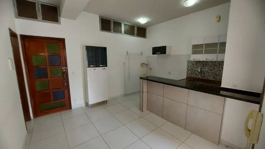 Foto 3 de Apartamento com 2 Quartos para alugar, 50m² em Centro, Belo Horizonte