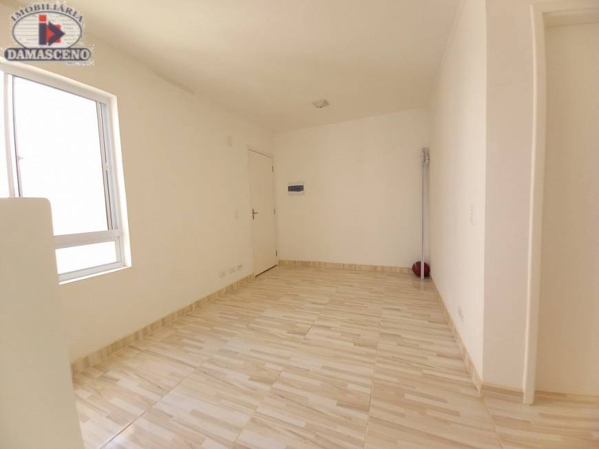 Foto 4 de Apartamento com 2 Quartos para alugar, 44m² em Jardim Santo Antonio, Almirante Tamandaré