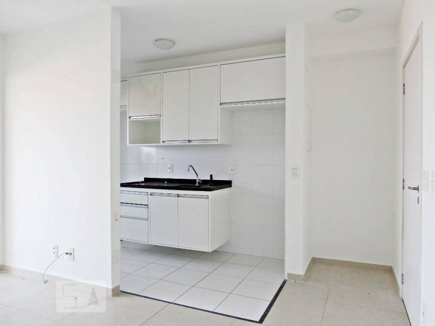 Foto 3 de Apartamento com 2 Quartos para alugar, 59m² em Vila Mazzei, São Paulo