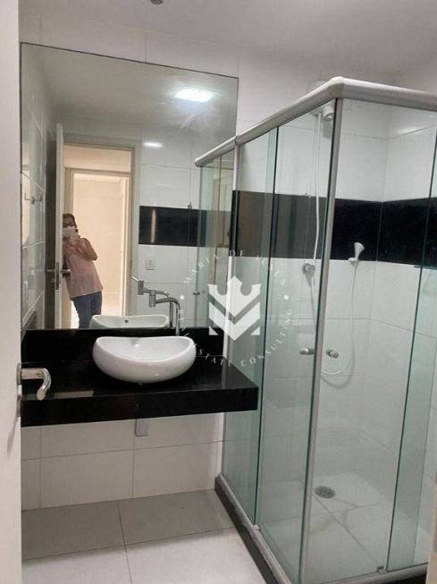 Foto 3 de Apartamento com 3 Quartos à venda, 142m² em Casa Forte, Recife