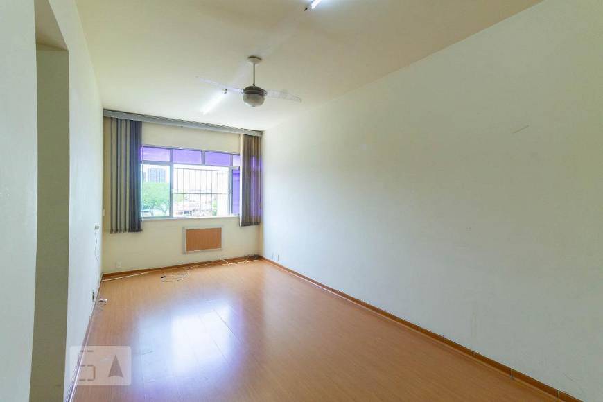 Foto 2 de Apartamento com 3 Quartos para alugar, 70m² em Méier, Rio de Janeiro