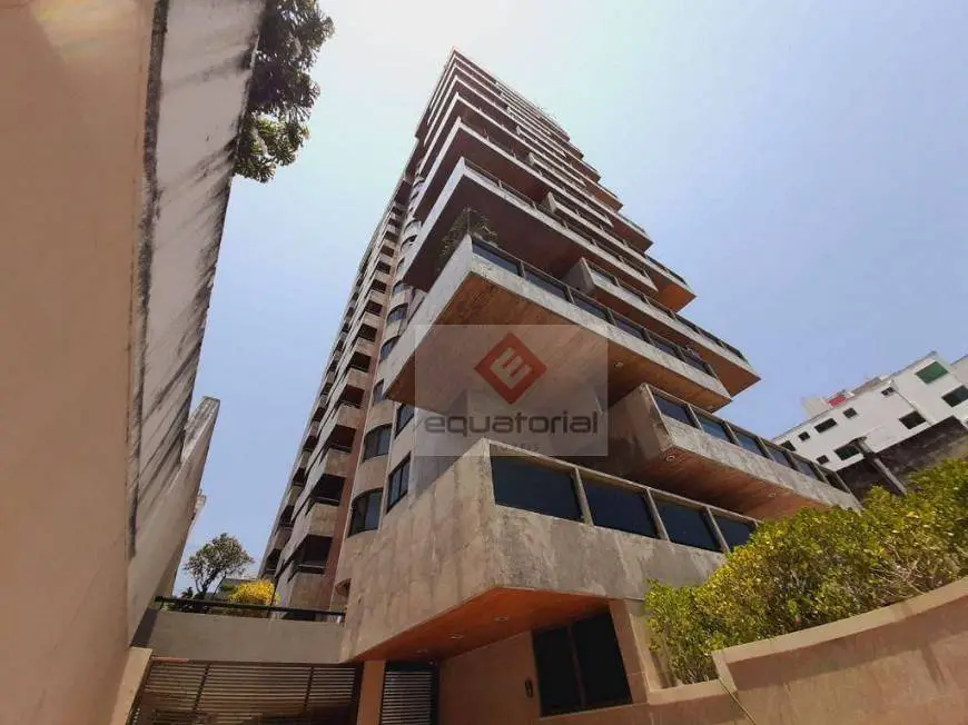 Foto 4 de Apartamento com 4 Quartos à venda, 359m² em Meireles, Fortaleza