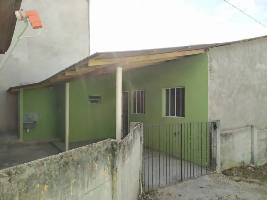 Foto 1 de Casa com 1 Quarto para alugar, 40m² em Guaíra, Curitiba