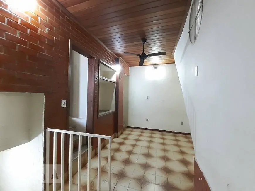 Foto 1 de Casa com 2 Quartos para alugar, 40m² em Piedade, Rio de Janeiro