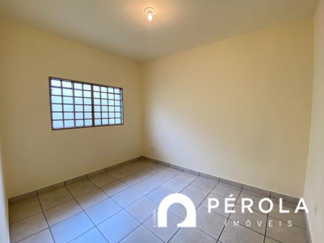 Foto 4 de Casa com 2 Quartos para alugar, 60m² em Setor Campinas, Goiânia