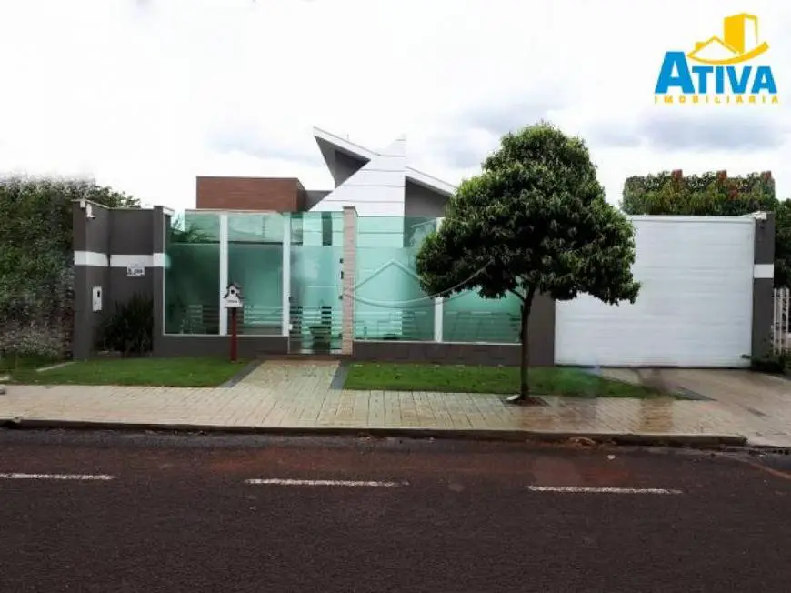 Foto 1 de Casa com 5 Quartos à venda, 355m² em Jardim Porto Alegre, Toledo